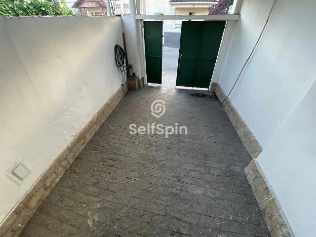 Casa / Sobrado para Locação em Niterói/RJ Fonseca 2 Quartos