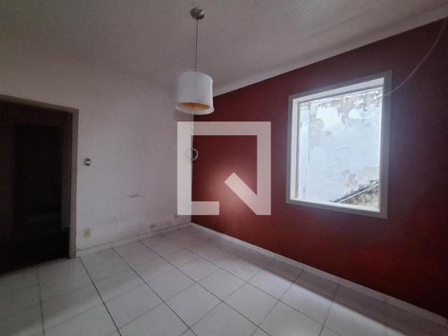 Casa / Sobrado para Locação em Niterói/RJ Fonseca 2 Quartos