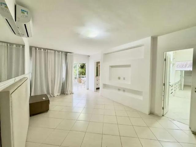 Casa / Sobrado para Locação em Niterói/RJ Itacoatiara 4 Quartos