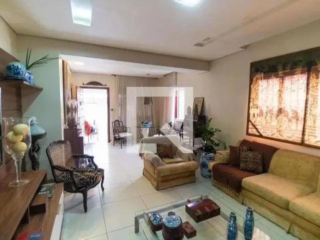 Casa / Sobrado para Locação em Niterói/RJ Icaraí 3 Quartos