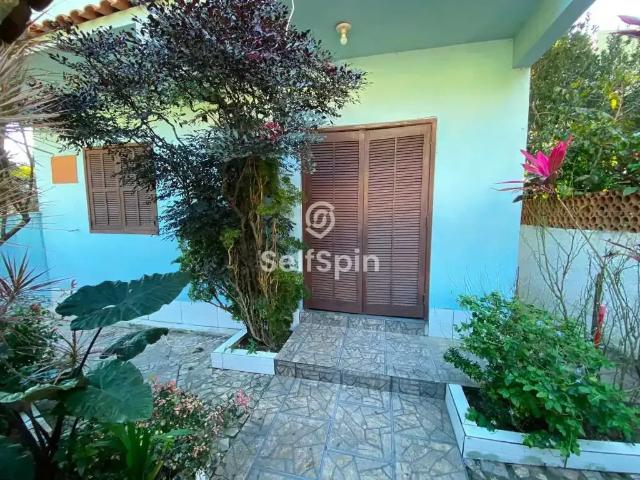Casa / Sobrado para Locação em Niterói/RJ Jurujuba 1 Quartos