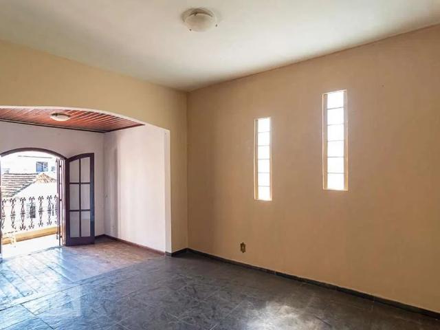 Casa / Sobrado para Locação em Niterói/RJ Largo do Barradas 3 Quartos