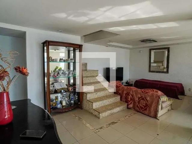 Casa / Sobrado para Locação em Niterói/RJ Piratininga 1 Quartos