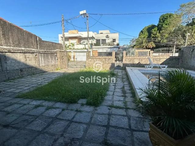 Casa / Sobrado para Locação em Niterói/RJ Piratininga 3 Quartos