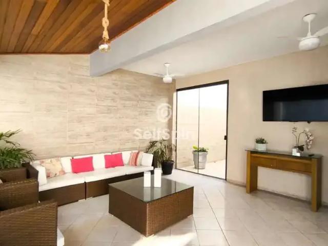 Casa / Sobrado para Locação em Niterói/RJ Piratininga 4 Quartos