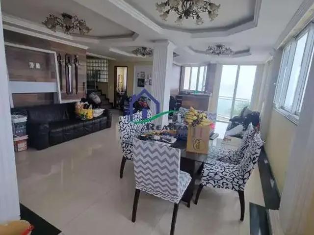 Casa / Sobrado para Locação em Niterói/RJ Piratininga 6 Quartos