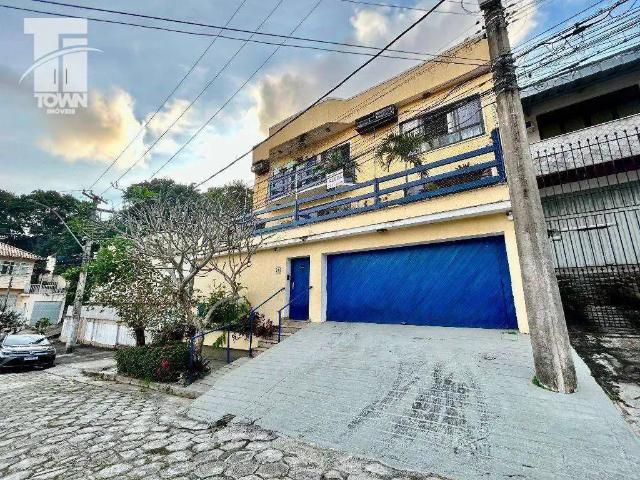 Casa / Sobrado para Locação em Niterói/RJ São Francisco 4 Quartos