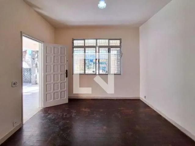 Casa / Sobrado para Locação em Niterói/RJ São Francisco 4 Quartos