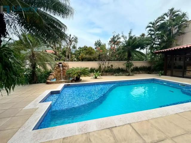 Casa / Sobrado para Locação em Niterói/RJ São Francisco 5 Quartos
