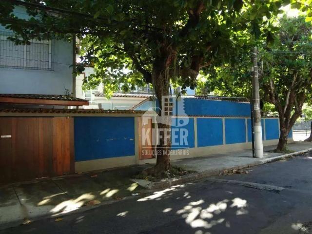 Casa / Sobrado para Locação em Niterói/RJ São Francisco 6 Quartos