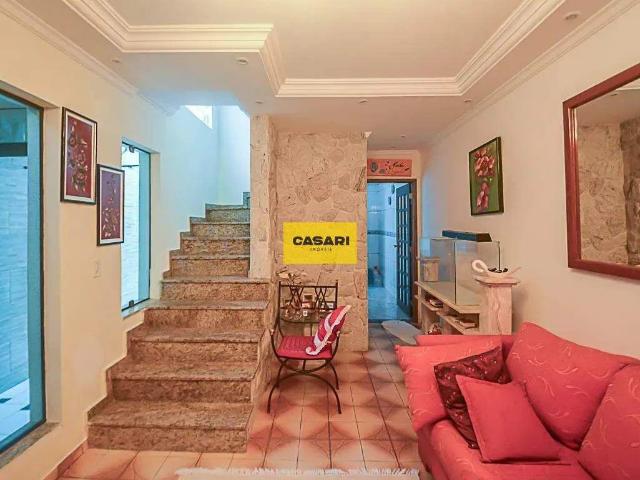 Casa / Sobrado para Locação em São Bernardo do Campo/SP Alves Dias 4 Quartos