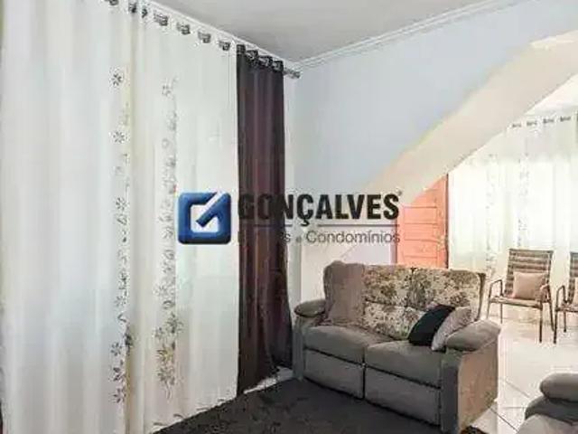Casa / Sobrado para Locação em São Bernardo do Campo/SP Dos Casa 5 Quartos