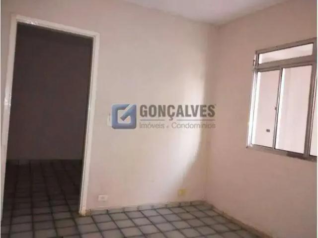 Casa / Sobrado para Locação em São Bernardo do Campo/SP Ferrazópolis 2 Quartos