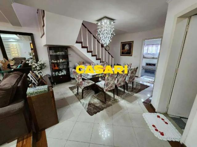 Casa / Sobrado para Locação em São Bernardo do Campo/SP Jardim do Mar 3 Quartos