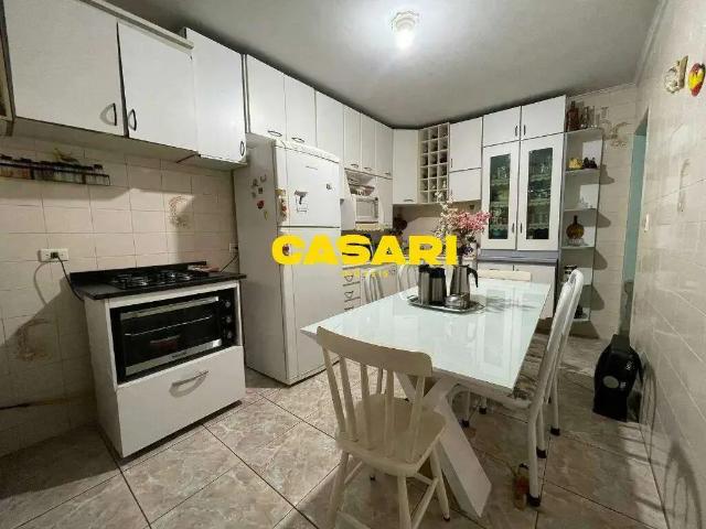 Casa / Sobrado para Locação em São Bernardo do Campo/SP Nova Petrópolis 3 Quartos