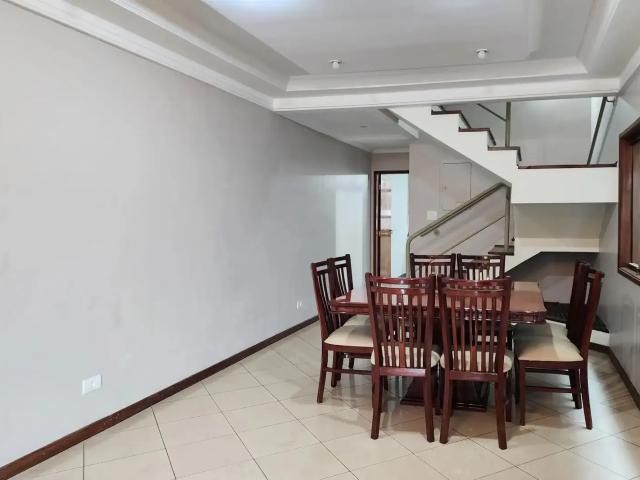 Casa / Sobrado para Locação em São Bernardo do Campo/SP Nova Petrópolis 3 Quartos
