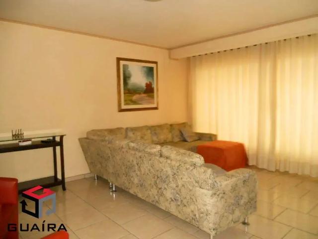Casa / Sobrado para Locação em São Bernardo do Campo/SP Nova Petrópolis 3 Quartos