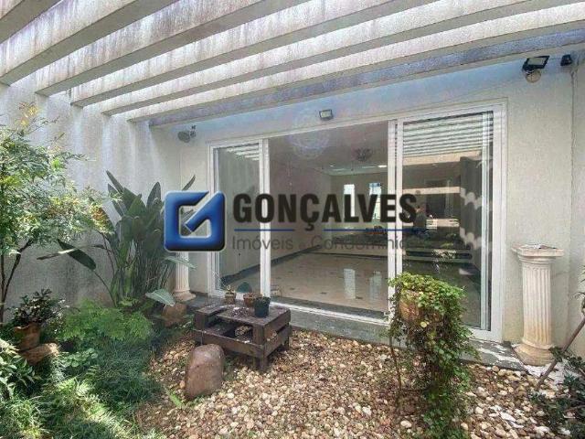 Casa / Sobrado para Locação em São Bernardo do Campo/SP Nova Petrópolis 4 Quartos