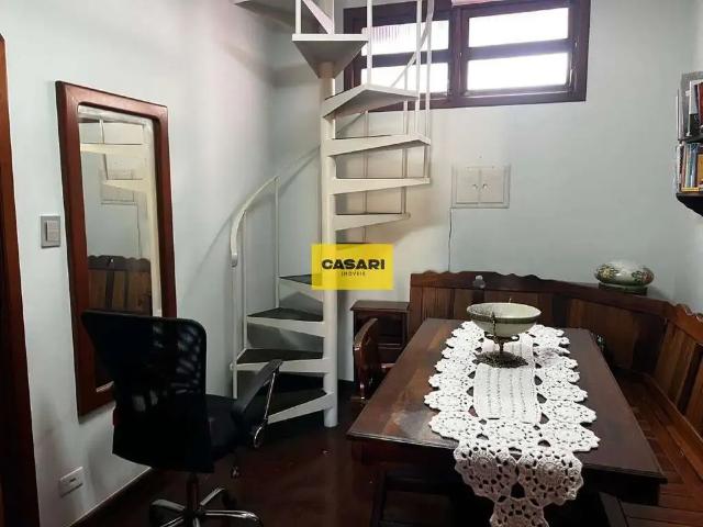Casa / Sobrado para Locação em São Bernardo do Campo/SP Nova Petrópolis 4 Quartos