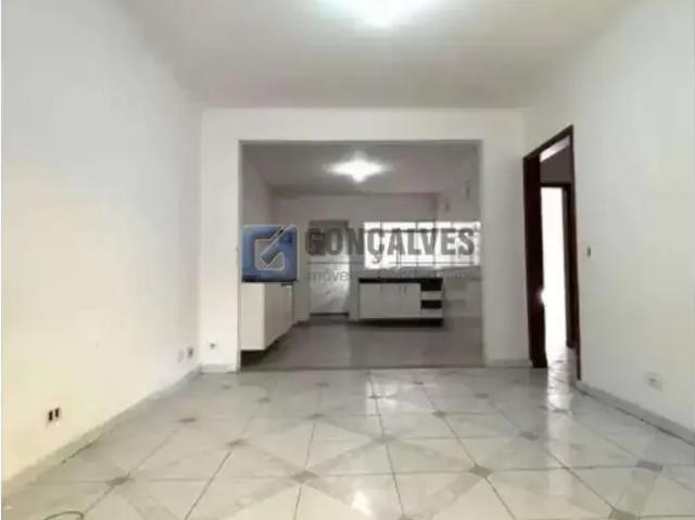 Casa / Sobrado para Locação em São Bernardo do Campo/SP Santa Terezinha 2 Quartos
