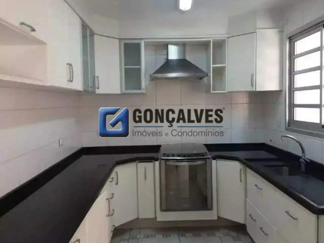 Casa / Sobrado para Locação em São Bernardo do Campo/SP Santa Terezinha 3 Quartos