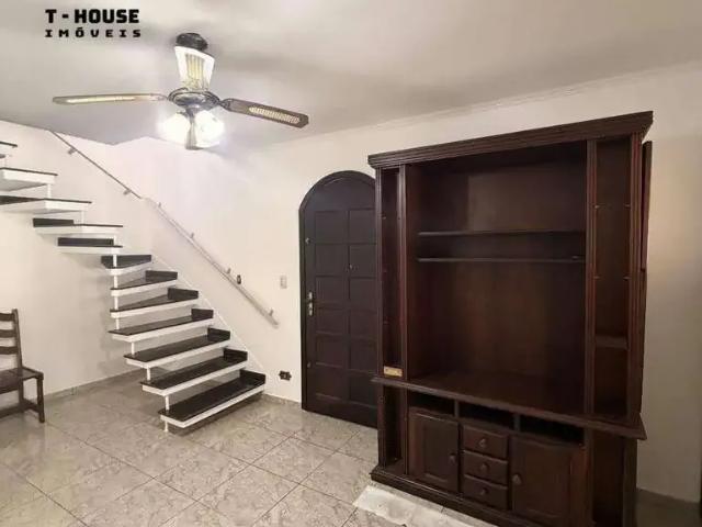 Casa / Sobrado para Locação em São Bernardo do Campo/SP Santa Terezinha 3 Quartos