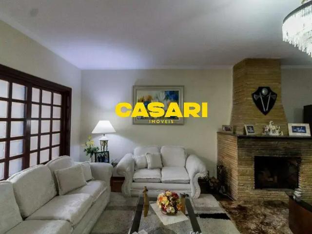 Casa / Sobrado para Locação em São Bernardo do Campo/SP Parque dos Pássaros 5 Quartos