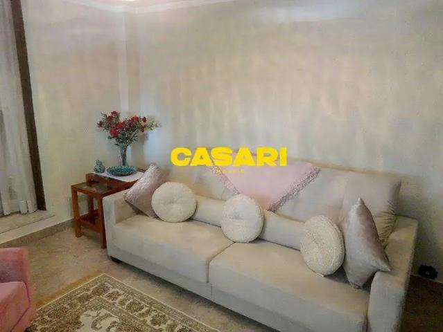 Casa / Sobrado para Locação em São Bernardo do Campo/SP Vila Euclides 3 Quartos