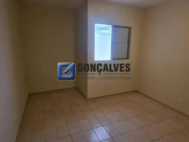 Casa / Sobrado para Locação em São Bernardo do Campo/SP Vila Gonçalves 2 Quartos