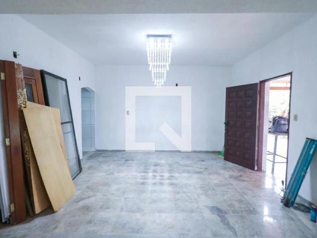 Casa / Sobrado para Locação em São Caetano do Sul/SP Jardim São Caetano 3 Quartos