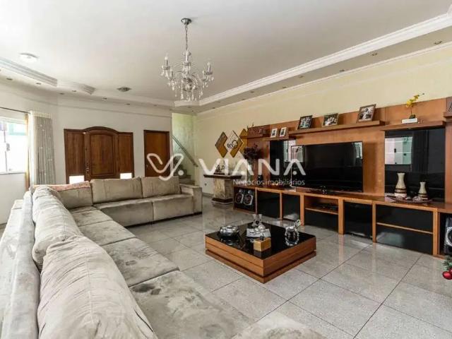 Casa / Sobrado para Locação em São Caetano do Sul/SP Osvaldo Cruz 6 Quartos