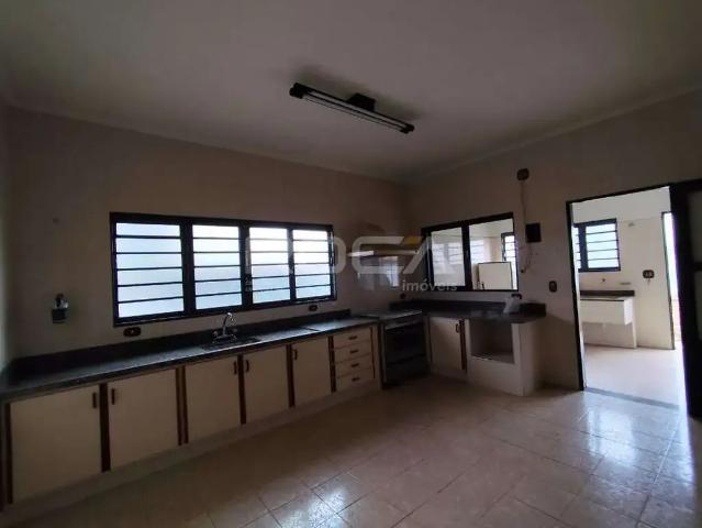 Casa / Sobrado para Locação em São Carlos/SP Centro 2 Quartos