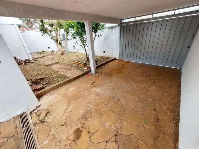 Casa / Sobrado para Locação em São Carlos/SP Cidade Jardim 3 Quartos
