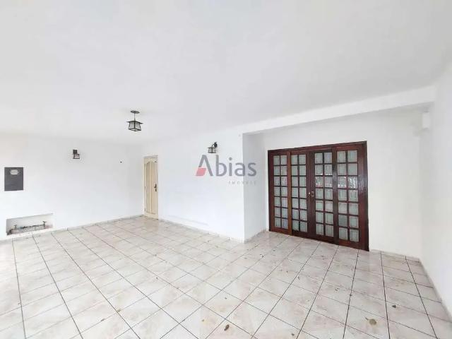 Casa / Sobrado para Locação em São Carlos/SP Cidade Jardim 5 Quartos