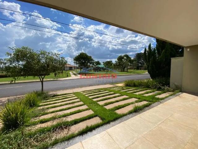 Casa / Sobrado para Locação em São Carlos/SP Condomínio Parque Residencial Damha ll 3 Quartos