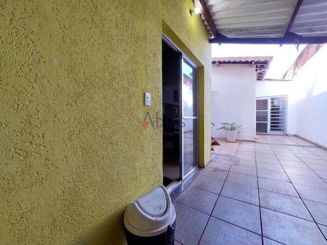 Casa / Sobrado para Locação em São Carlos/SP Jardim Bicão 2 Quartos