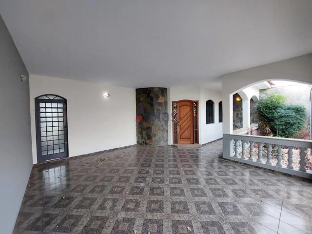 Casa / Sobrado para Locação em São Carlos/SP Jardim das Torres 3 Quartos