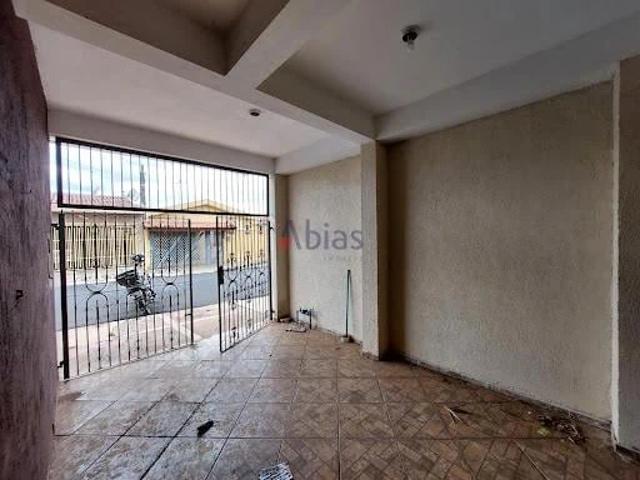 Casa / Sobrado para Locação em São Carlos/SP Jardim Hikare 2 Quartos