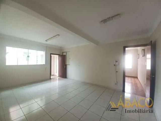 Casa / Sobrado para Locação em São Carlos/SP Jardim Macarengo 5 Quartos