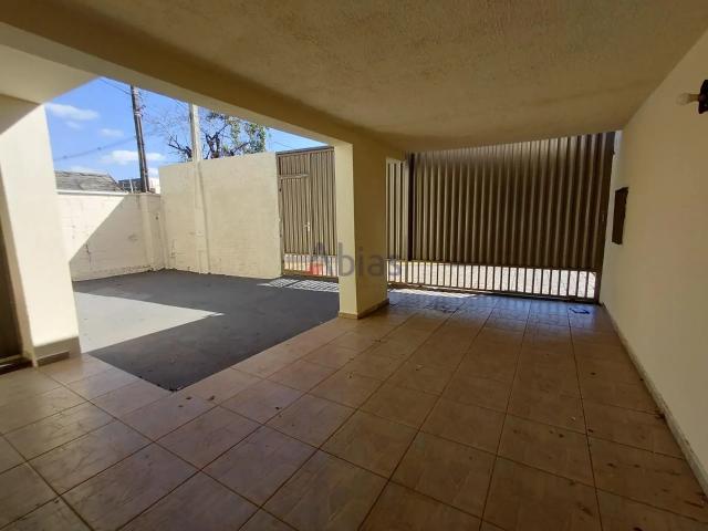 Casa / Sobrado para Locação em São Carlos/SP Jardim Paulistano 3 Quartos