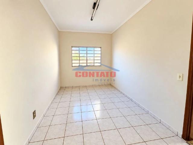 Casa / Sobrado para Locação em São Carlos/SP Parque Fehr 3 Quartos