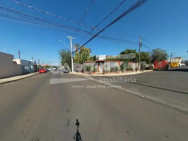 Casa / Sobrado para Locação em São Carlos/SP Parque Santa Felícia Jardim 3 Quartos