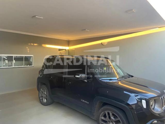 Casa / Sobrado para Locação em São Carlos/SP Residencial Samambaia 5 Quartos