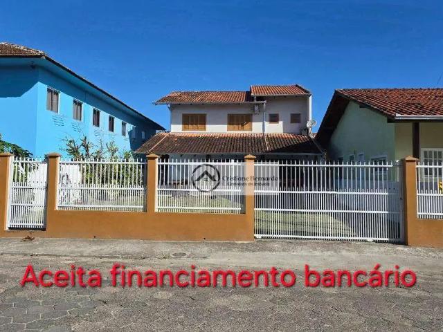 Casa / Sobrado para Locação em São Francisco do Sul/SC Ubatuba 7 Quartos