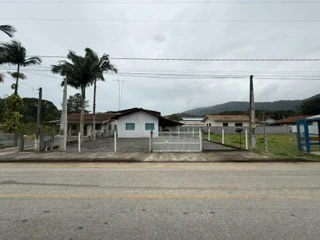 Casa / Sobrado para Locação em São Francisco do Sul/SC Vila da Glória 2 Quartos