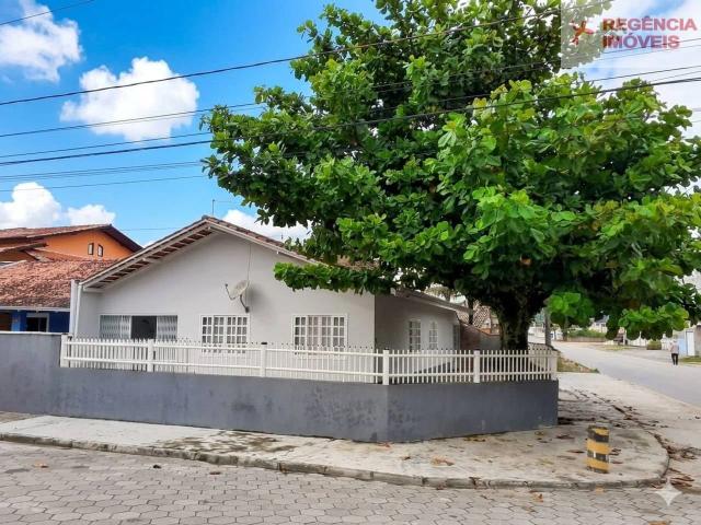 Casa / Sobrado para Locação em São Francisco do Sul/SC Itaguaçu 3 Quartos