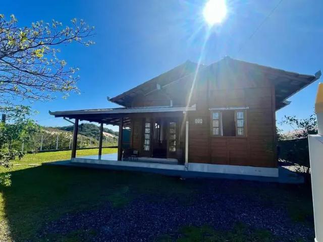 Casa / Sobrado para Locação em São Francisco do Sul/SC Praia Grande 2 Quartos