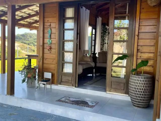 Casa / Sobrado para Locação em São Francisco do Sul/SC Praia Grande 2 Quartos