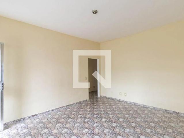 Casa / Sobrado para Locação em São Gonçalo/RJ Trindade 2 Quartos