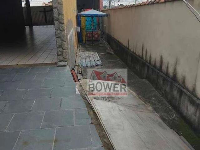 Casa / Sobrado para Locação em São Gonçalo/RJ Alcântara 3 Quartos